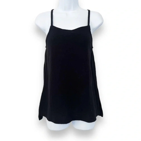 Pair of Madewell Textured Tank Tops Size Small - Picture 2 of 10